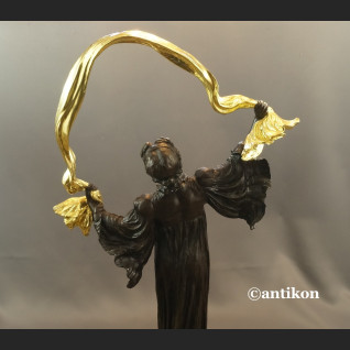 Secesyjna tancerka duża rzeźba z brązu 