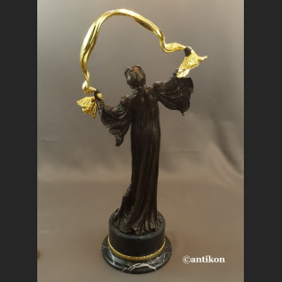 Secesyjna tancerka duża rzeźba z brązu 