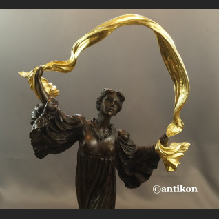 Secesyjna tancerka duża rzeźba z brązu 