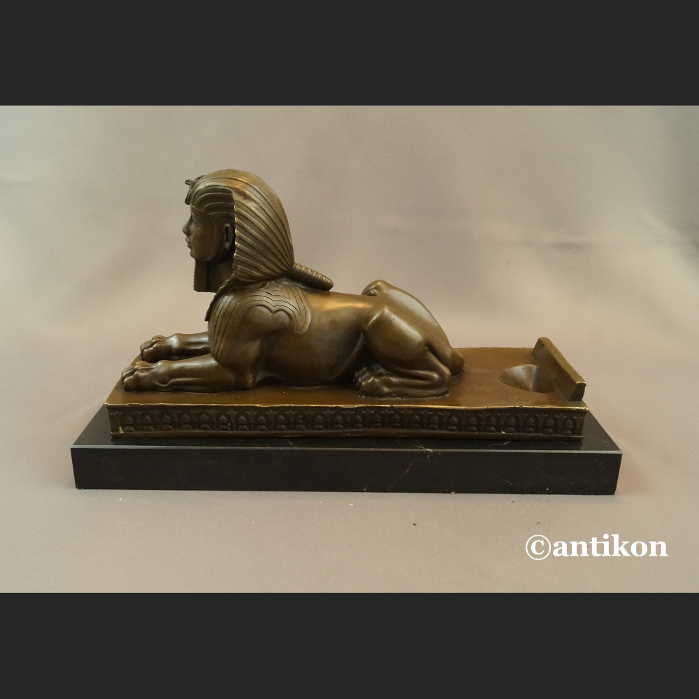 Sfinks z brązu leżący duża rzeźba Sfinks z brązu leżący duża rzeźba