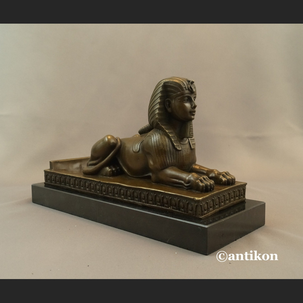 Sfinks z brązu leżący duża rzeźba Sfinks z brązu leżący duża rzeźba