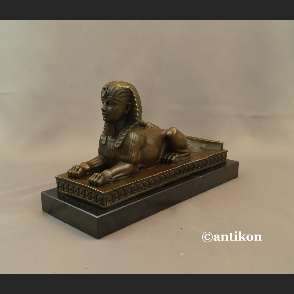 Sfinks z brązu leżący duża rzeźba Sfinks z brązu leżący duża rzeźba