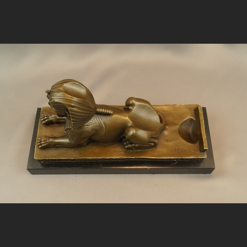 Sfinks z brązu leżący duża rzeźba Sfinks z brązu leżący duża rzeźba