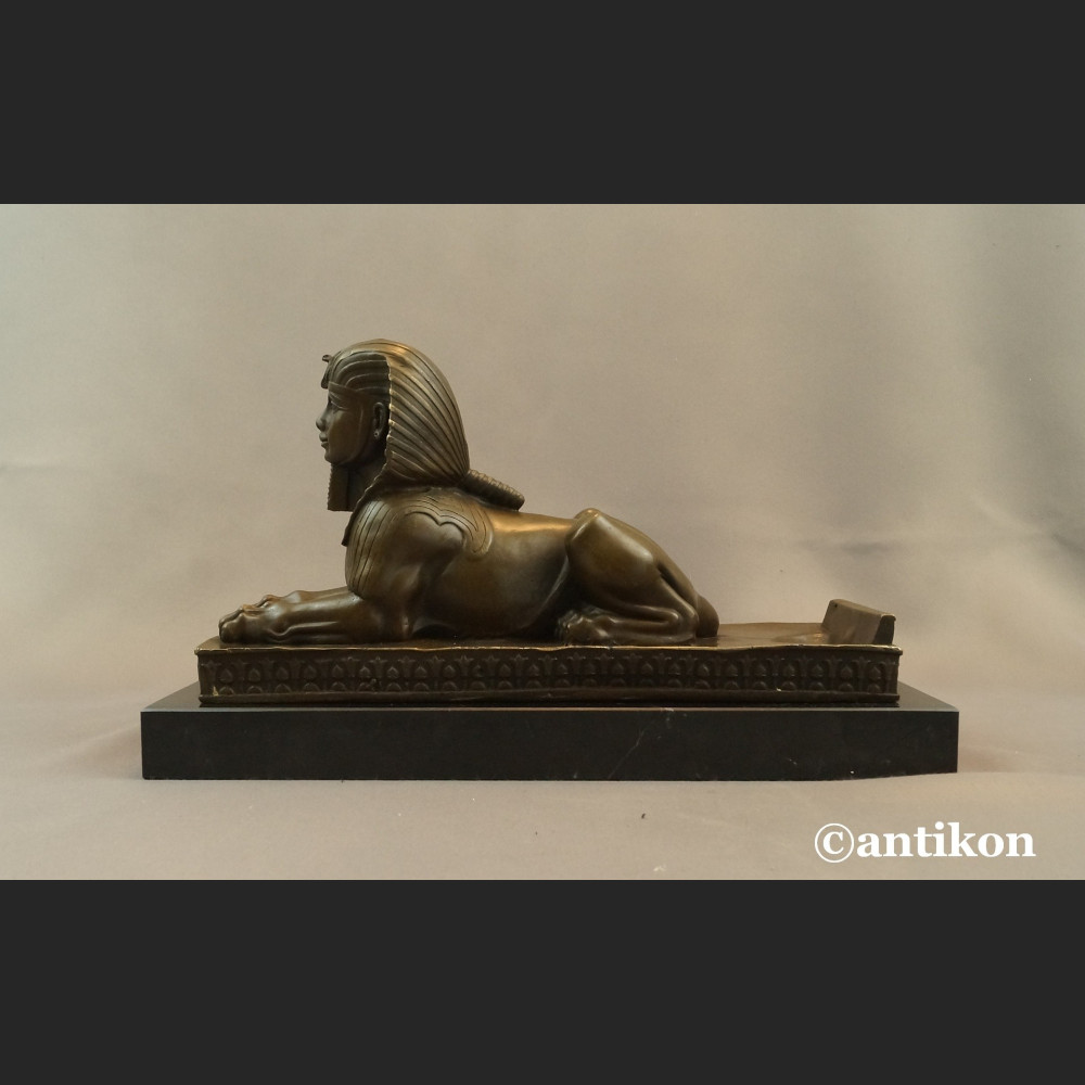 Sfinks z brązu leżący duża rzeźba Sfinks z brązu leżący duża rzeźba