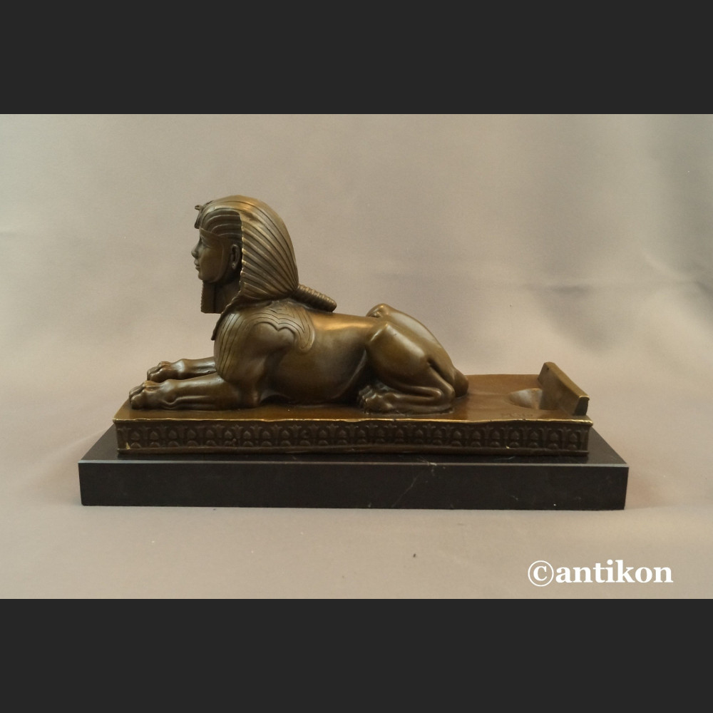 Sfinks z brązu leżący duża rzeźba Sfinks z brązu leżący duża rzeźba