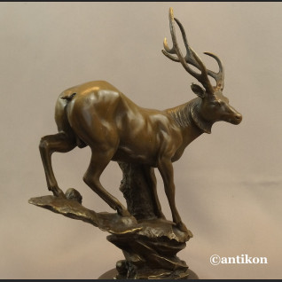 Prezent dla myśliwego rzeźba duża jeleń 