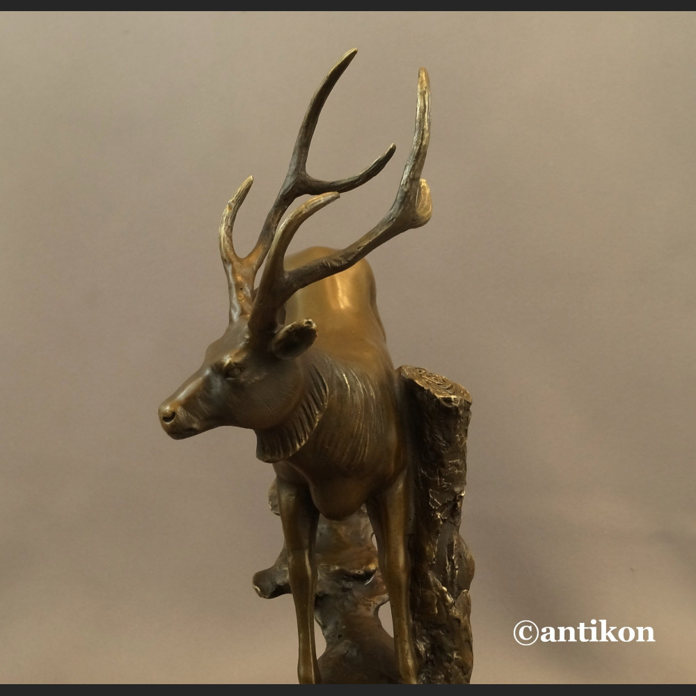 Prezent dla myśliwego rzeźba duża jeleń 