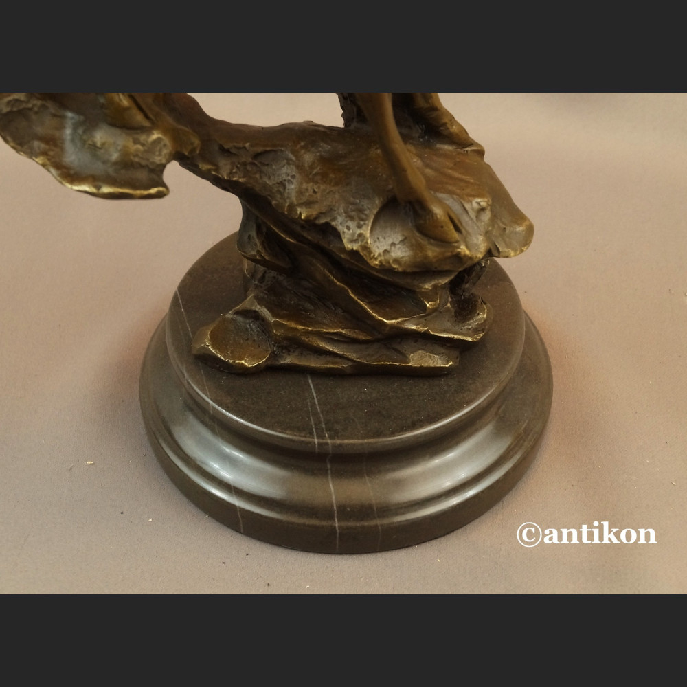 Prezent dla myśliwego rzeźba duża jeleń 