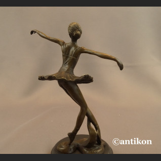 Rzeźba baletnica Degas brąz Francja Rzeźba baletnica Degas brąz Francja