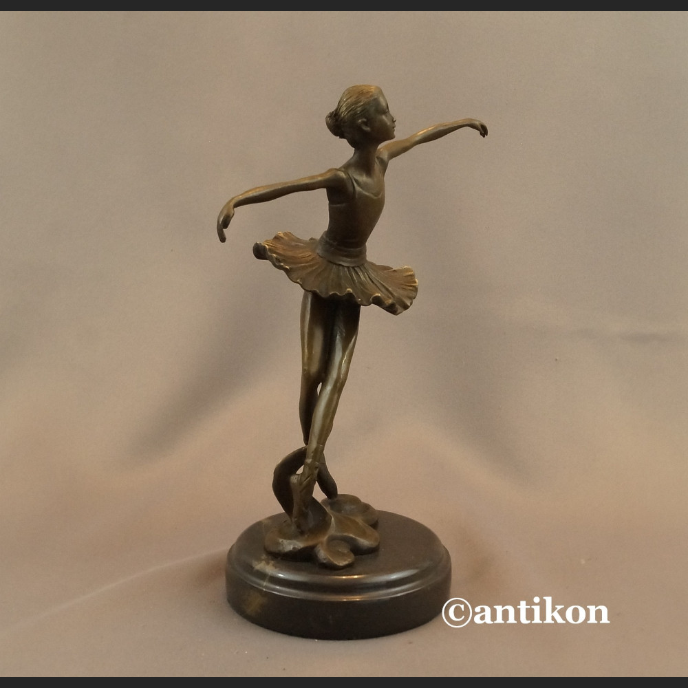 Rzeźba baletnica Degas brąz Francja Rzeźba baletnica Degas brąz Francja