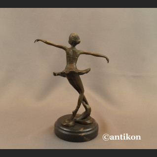 Rzeźba baletnica Degas brąz Francja Rzeźba baletnica Degas brąz Francja