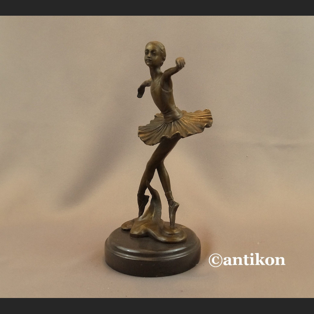 Rzeźba baletnica Degas brąz Francja Rzeźba baletnica Degas brąz Francja