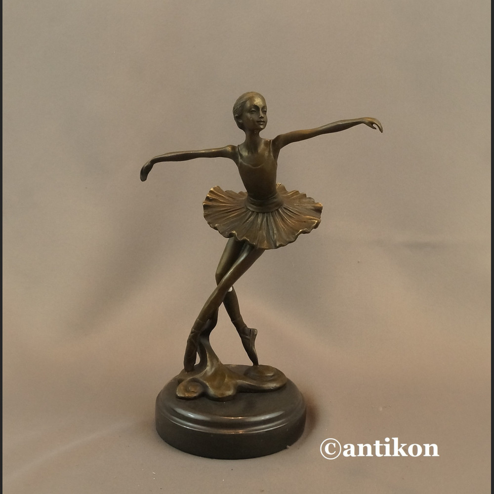 Rzeźba baletnica Degas brąz Francja Rzeźba baletnica Degas brąz Francja