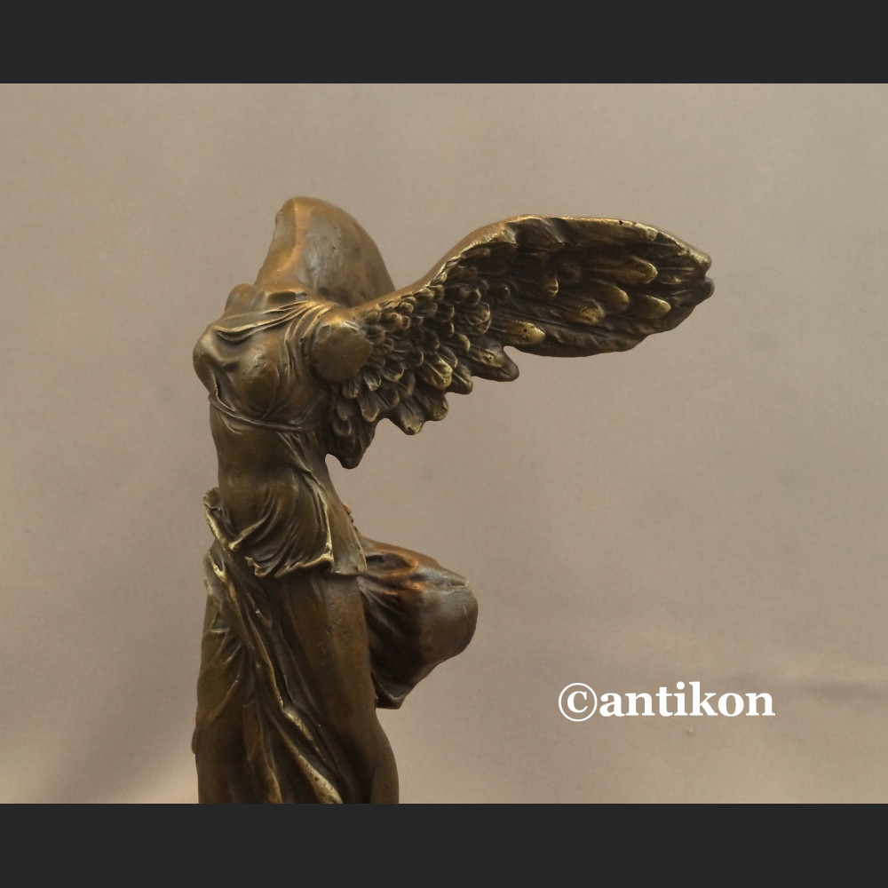 Nike rzeźba z brązu na prezent 