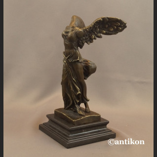 Nike rzeźba z brązu na prezent 