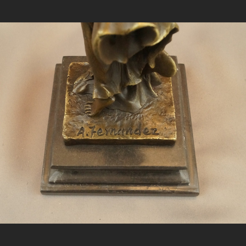 Nike rzeźba z prawdziwego brązu 