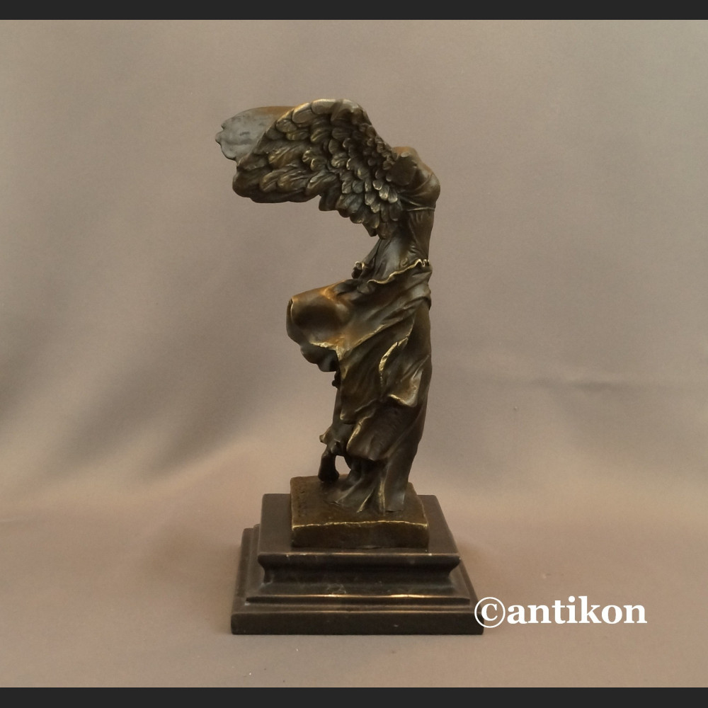 Nike rzeźba z brązu na prezent 