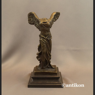 Nike rzeźba z brązu na prezent 