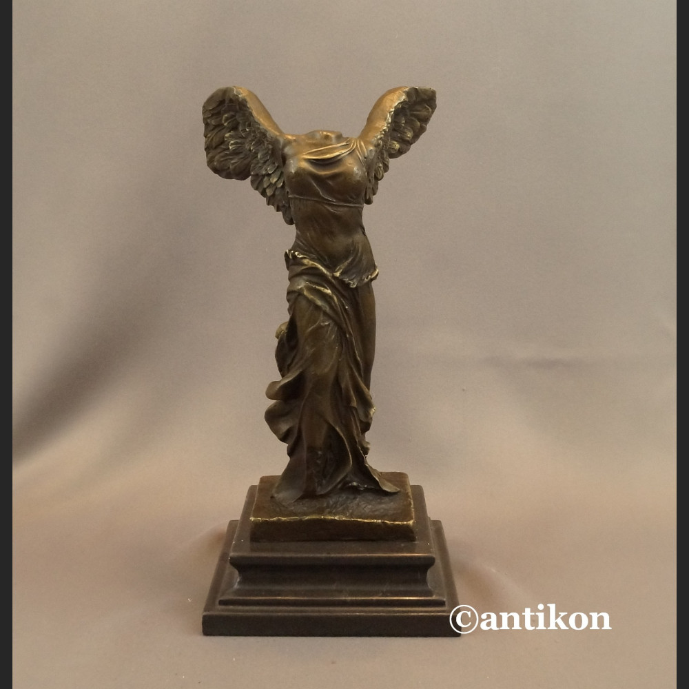 Nike rzeźba z brązu na prezent 