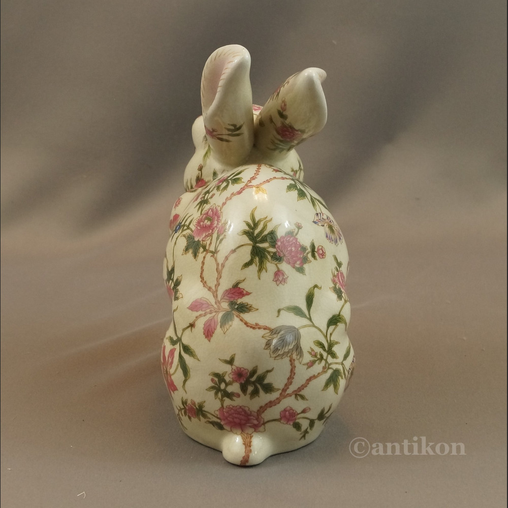 Zając z porcelany malowany w kwiaty Zając z porcelany malowany w kwiaty