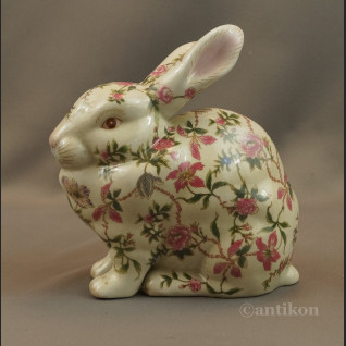 Zając z porcelany malowany w kwiaty Zając z porcelany malowany w kwiaty