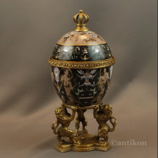 Carskie jajo z lwami a la Faberge szkatuła 