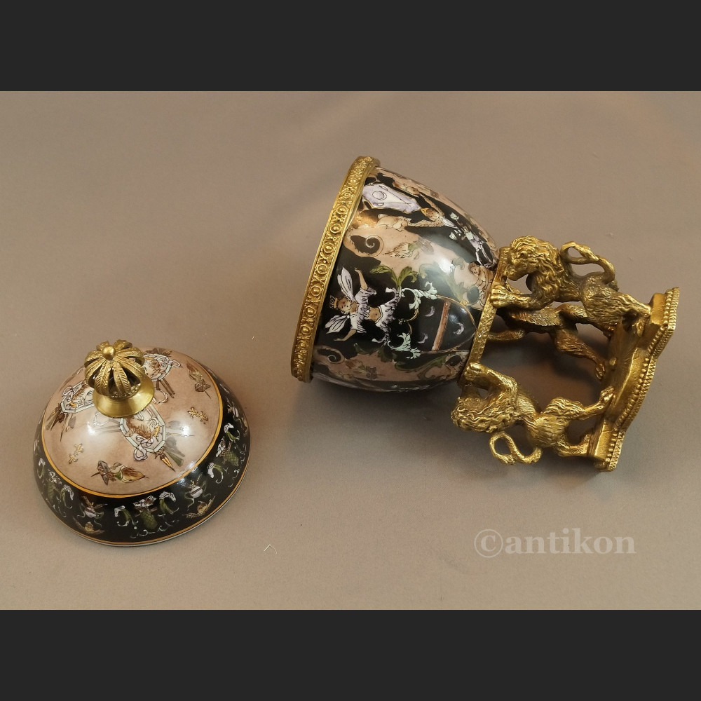 Carskie jajo z lwami a la Faberge szkatuła 