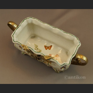 Żardiniera na kwiaty wzór łączka 