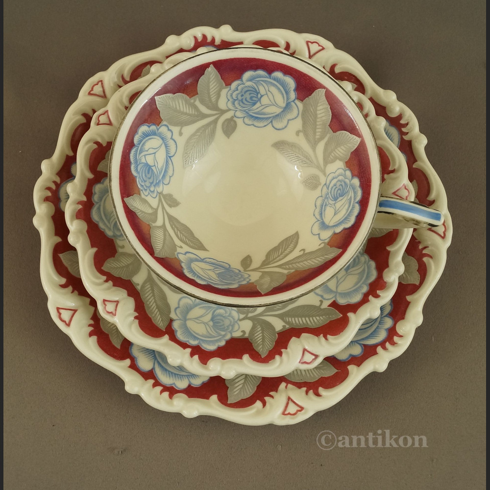 Porcelana na prezent zabytkowe różane trio  Porcelana na prezent zabytkowe różane trio
