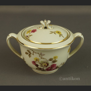 Śliczna kwiatowa cukierniczka z Bawarii 