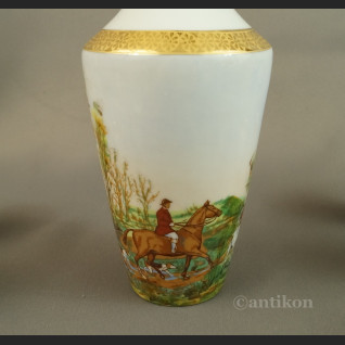 Myśliwska karafka z porcelany Francja antyki  Myśliwska karafka z porcelany Francja antyki