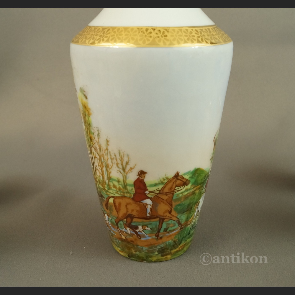 Myśliwska karafka z porcelany Francja antyki  Myśliwska karafka z porcelany Francja antyki