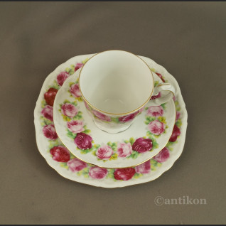 Różana filiżanka tro bawarska porcelana Różana filiżanka tro bawarska porcelana