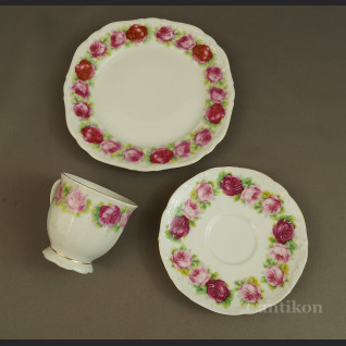 Różana filiżanka tro bawarska porcelana Różana filiżanka tro bawarska porcelana