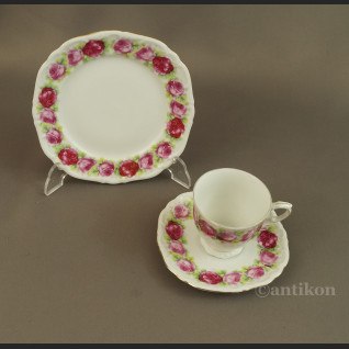 Trio porcelanowe z różami Bawaria Trio porcelanowe z różami Bawaria
