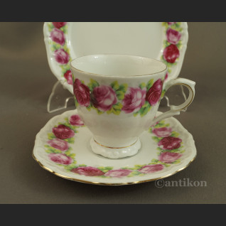 Trio porcelanowe z różami Bawaria Trio porcelanowe z różami Bawaria