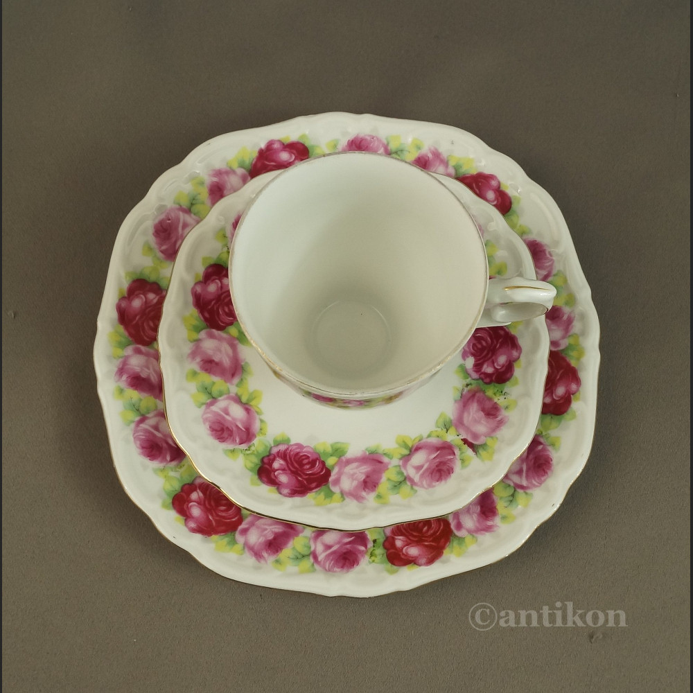 Trio porcelanowe z różami Bawaria Trio porcelanowe z różami Bawaria