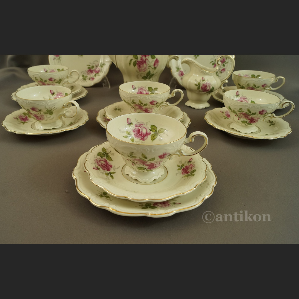 Rosenthal Pompadour serwis z różami do kawy 