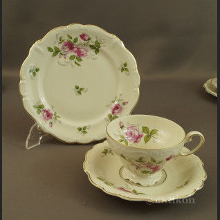 Rosenthal Pompadour serwis z różami do kawy 