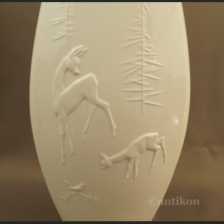 Wazon myśliwski biały z sarnami wys. 37 cm Wazon myśliwski biały z sarnami wys. 37 cm