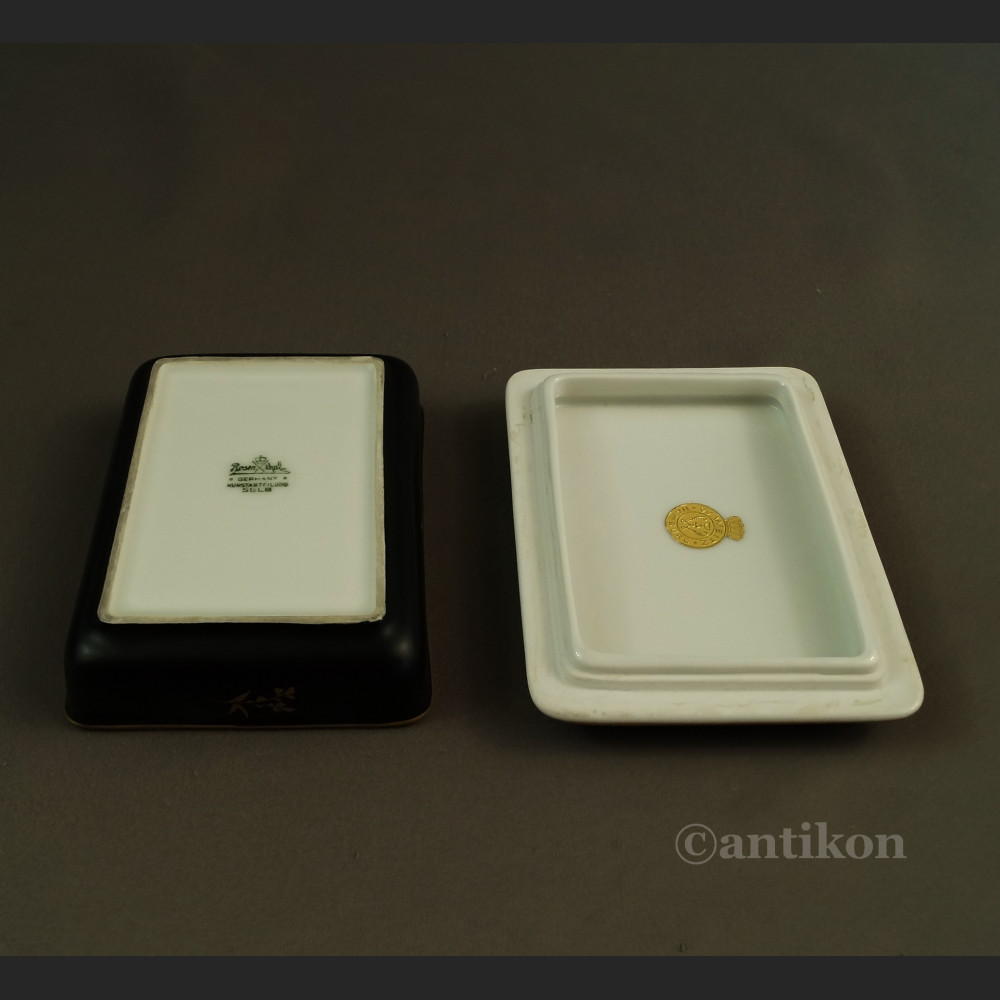 Stara szkatułka Rosenthal czarna Stara szkatułka Rosenthal czarna