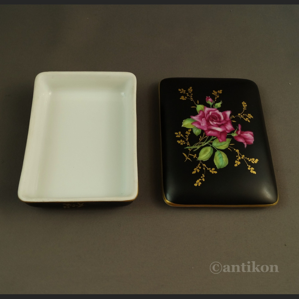 Stara szkatułka Rosenthal czarna Stara szkatułka Rosenthal czarna