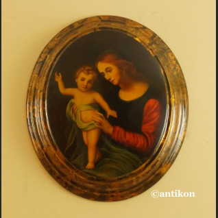 Madonna z Jezusem obraz na owalnym medalionie Madonna z Jezusem obraz na owalnym medalionie