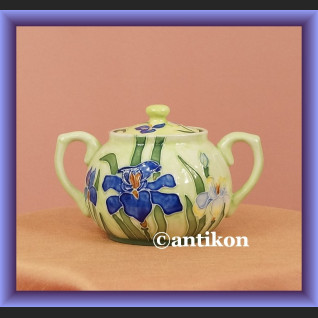 Porcelanowa cukierniczka irysy Porcelanowa cukierniczka irysy