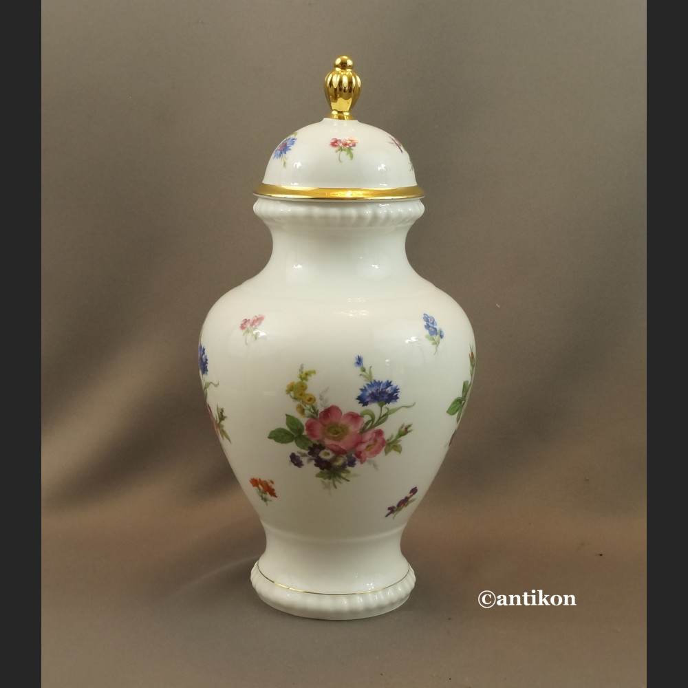 Duży wazon z pokrywą piękna porcelana Duży wazon z pokrywą piękna porcelana