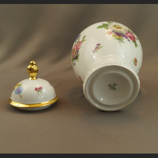 Duży wazon z pokrywą piękna porcelana Duży wazon z pokrywą piękna porcelana