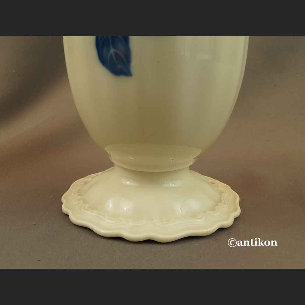 Wazon Rosenthal malowany kobaltem róże  Wazon Rosenthal malowany kobaltem róże