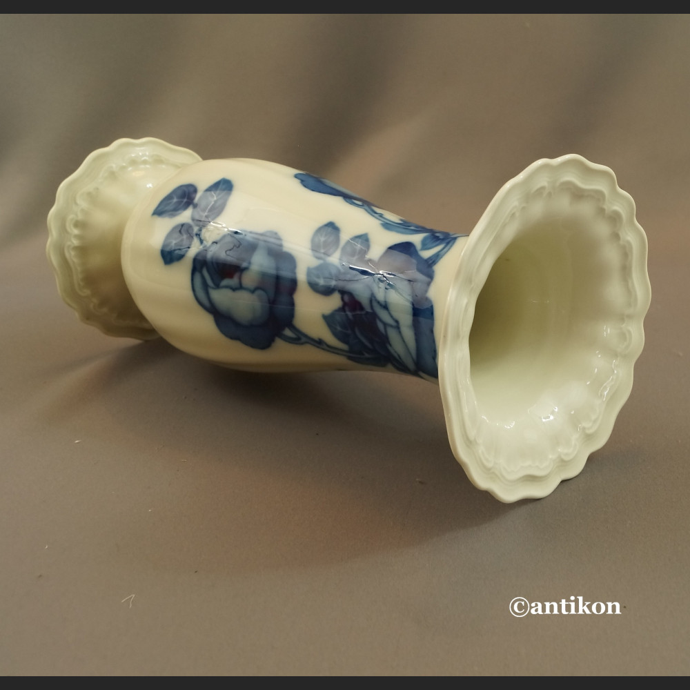 Wazon Rosenthal malowany kobaltem róże  Wazon Rosenthal malowany kobaltem róże
