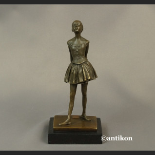 Degas baletnica rzeźba tancerka 