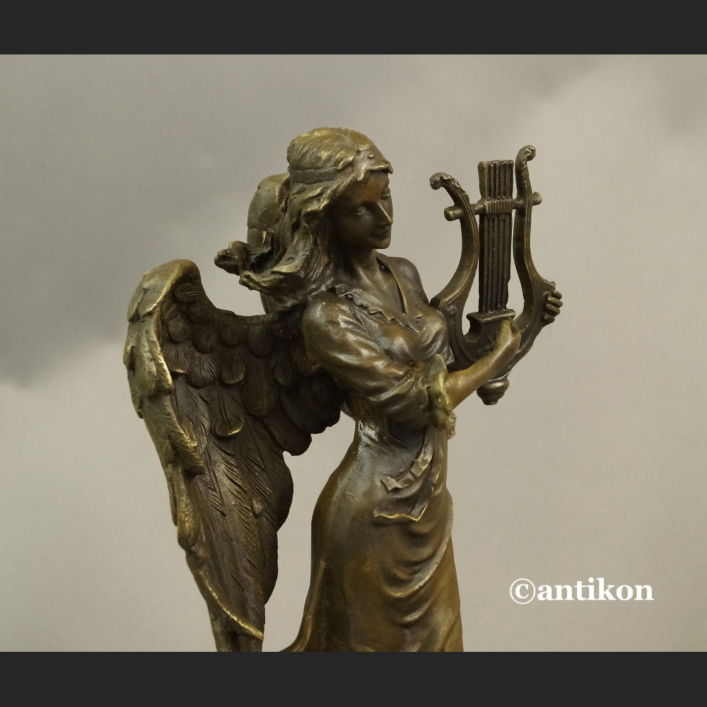 Anioł rzeźba z brązu z lirą na prezent  Anioł rzeźba z brązu z lirą na prezent